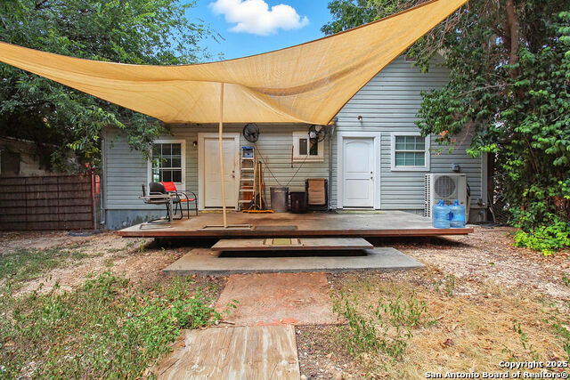 Image 31 of 37 For 1710 Presa St S