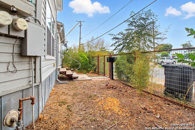 Image 37 of 37 For 1710 Presa St S