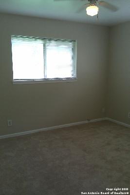 Image 7 of 15 For 225 Meadow Ln