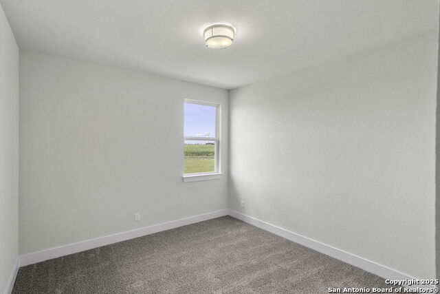 Image 22 of 42 For 2079 Kinglake Gate