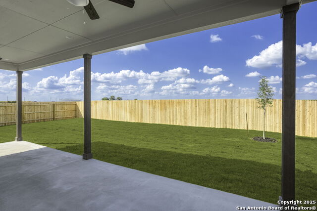 Image 29 of 42 For 2079 Kinglake Gate