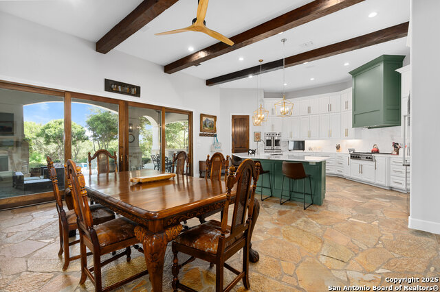 Listing photo id 14 for 108 Cornerstone