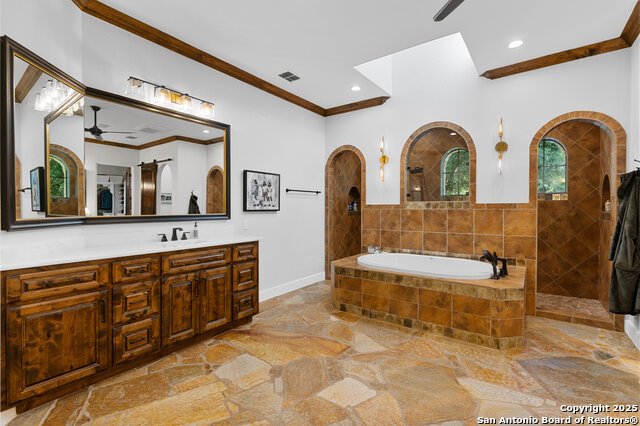 Listing photo id 24 for 108 Cornerstone