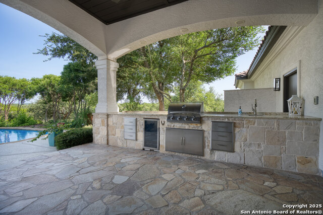 Listing photo id 36 for 108 Cornerstone