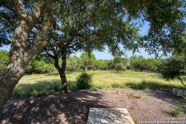 Listing photo id 43 for 108 Cornerstone
