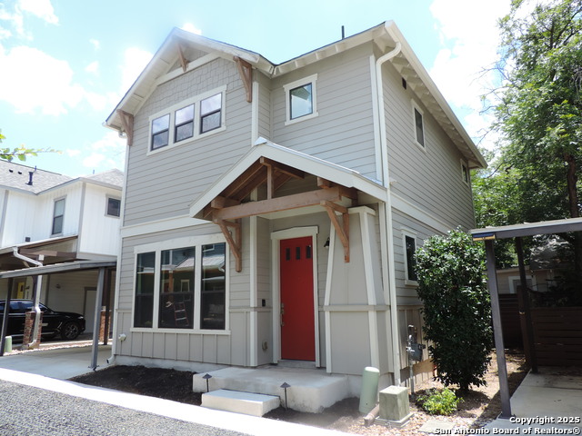 Image 26 of 33 For 425 Mistletoe Ave E 400