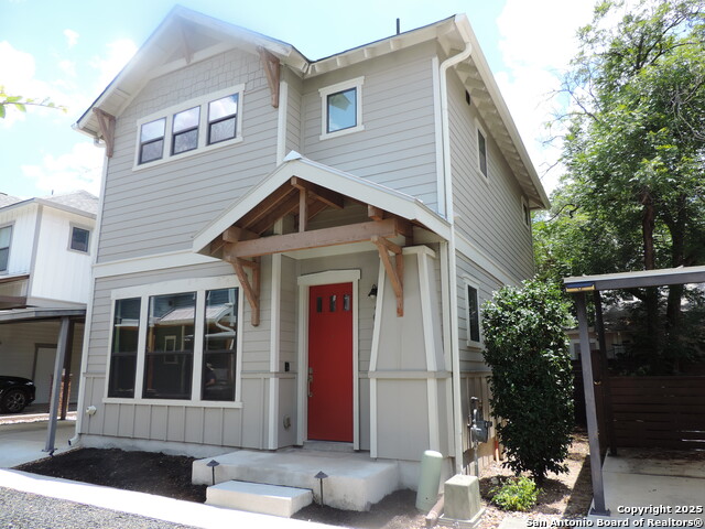 Image 27 of 33 For 425 Mistletoe Ave E 400