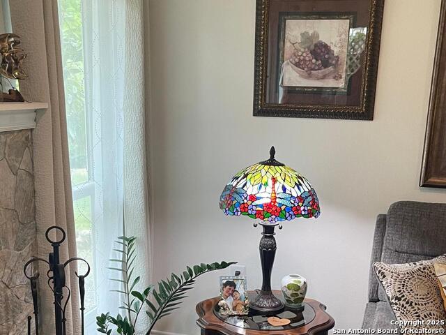 Listing photo id 24 for 8002 Valley Trails St