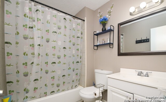 Listing photo id 11 for 4146 Frontier Sun