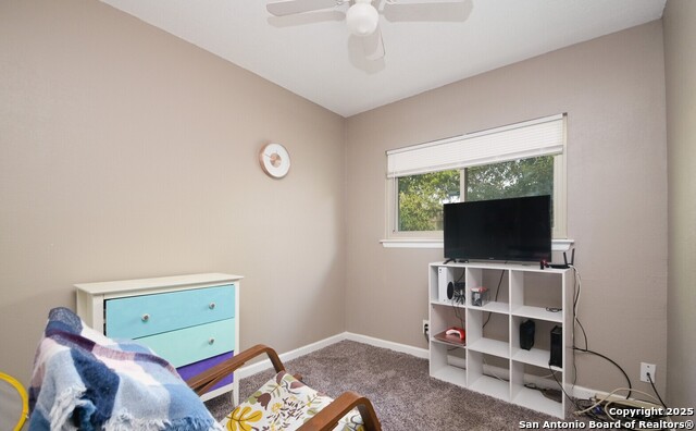Listing photo id 13 for 4146 Frontier Sun
