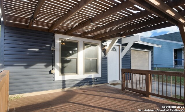 Listing photo id 1 for 4146 Frontier Sun