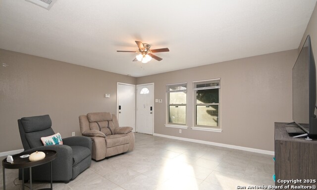 Listing photo id 3 for 4146 Frontier Sun