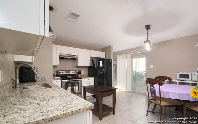 Listing photo id 6 for 4146 Frontier Sun