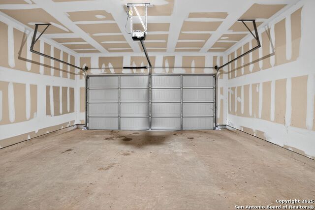 Image 28 of 32 For 13008 Lineberry Lane