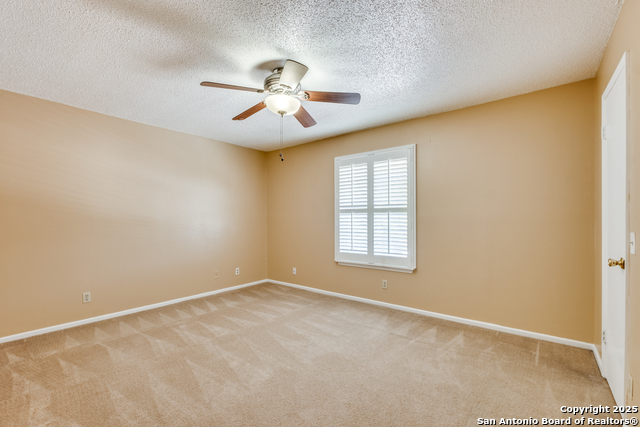 Image 14 of 25 For 6106 Vance Jackson  46