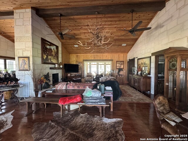 Image 11 of 86 For 772 Luckenbach Rd.