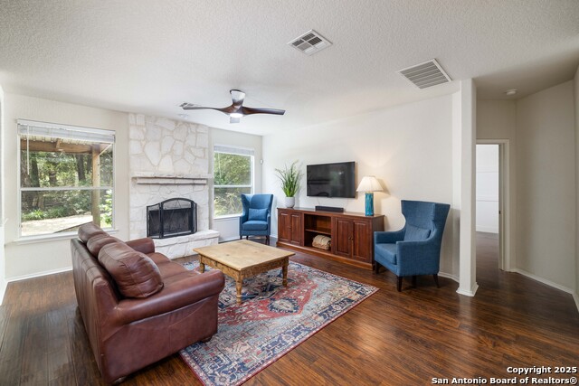 Image 15 of 36 For 729 San Gabriel