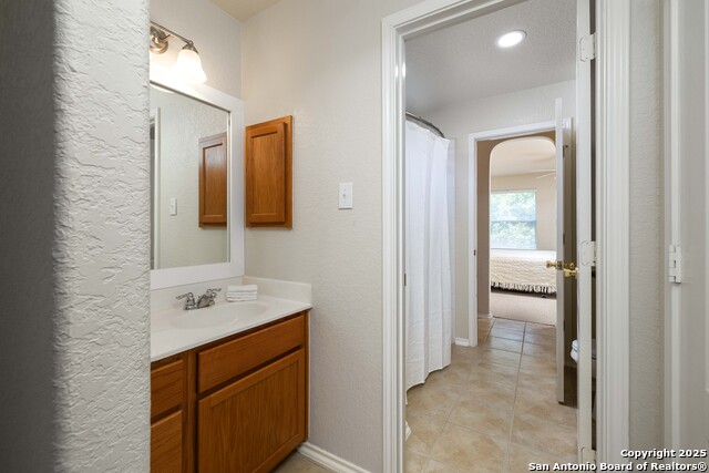 Image 28 of 36 For 729 San Gabriel