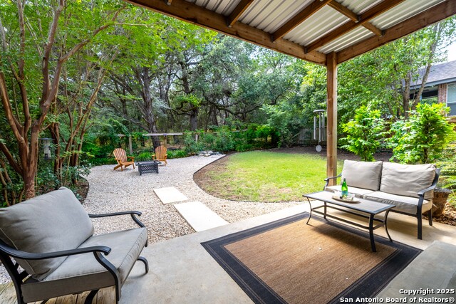 Image 32 of 36 For 729 San Gabriel