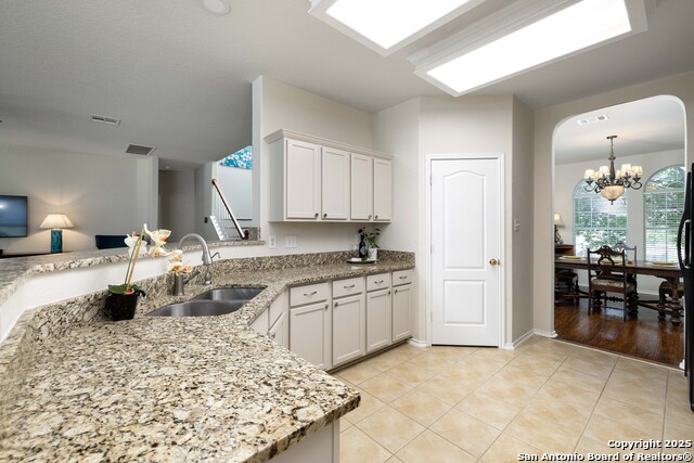 Image 8 of 36 For 729 San Gabriel