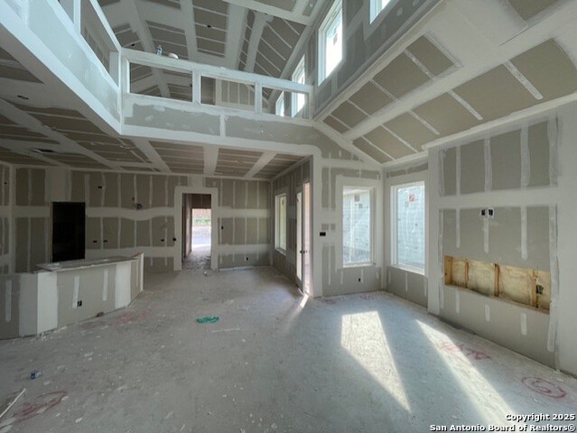 Listing photo id 2 for 9418 Chatside