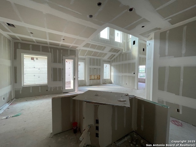 Listing photo id 4 for 9418 Chatside
