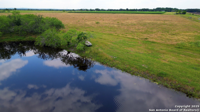 Listing photo id 13 for 2550 York Creek Road