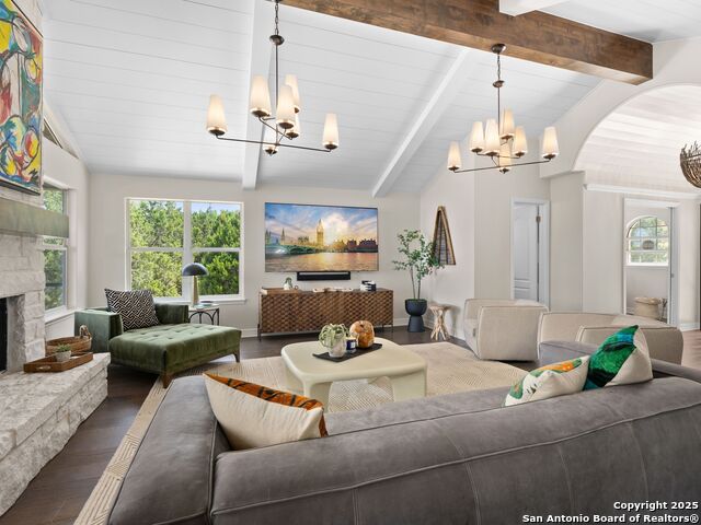 Image 9 of 57 For 321 Village View
