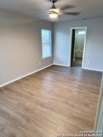 Listing photo id 5 for 10316 Artesia