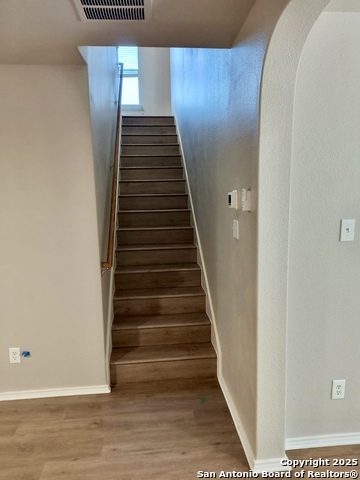 Listing photo id 7 for 10316 Artesia