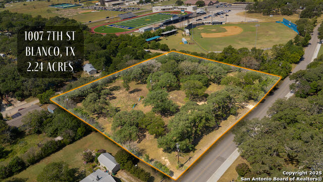 Details for 1007 7th Street, Blanco, TX 78606