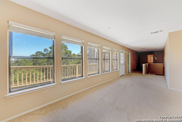Image 26 of 49 For 2943 Kingsford