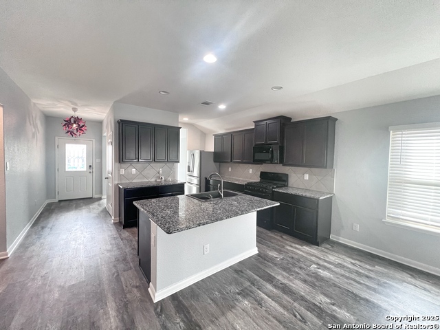 Image 2 of 45 For 2682 Mccrae