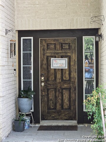 Image 2 of 19 For 14016 Auberry