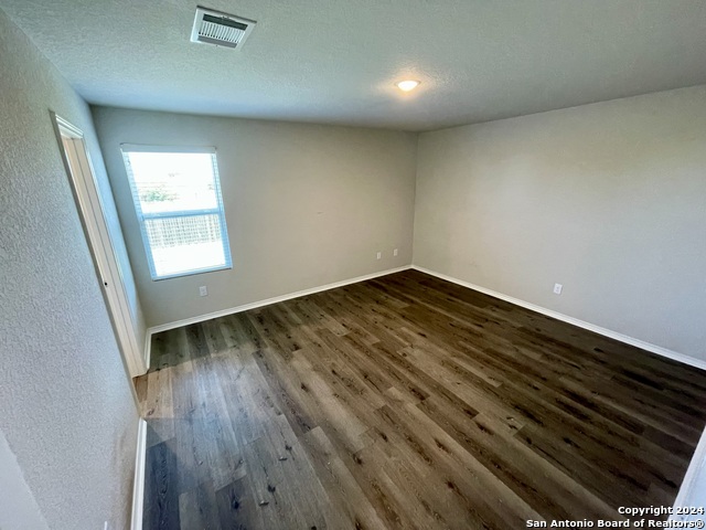 Image 4 of 16 For 4219 Volcano Way