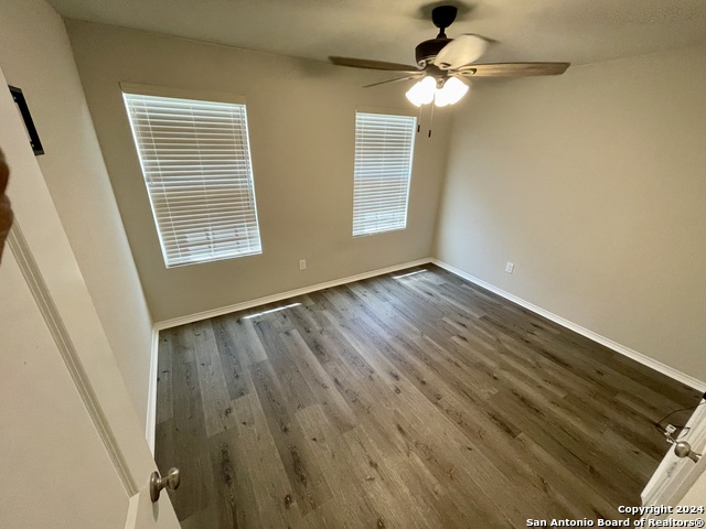 Image 6 of 16 For 4219 Volcano Way