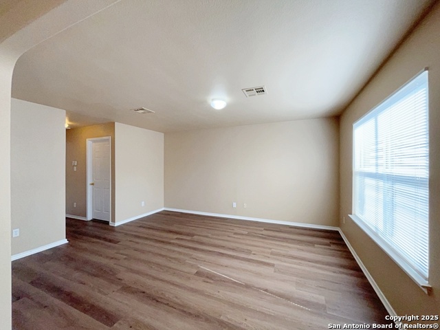 Image 18 of 53 For 1754 Barking Wolf