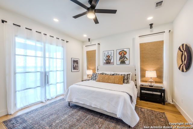 Listing photo id 13 for 1071 Private Road 1090