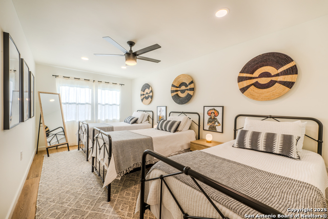 Listing photo id 34 for 1071 Private Road 1090