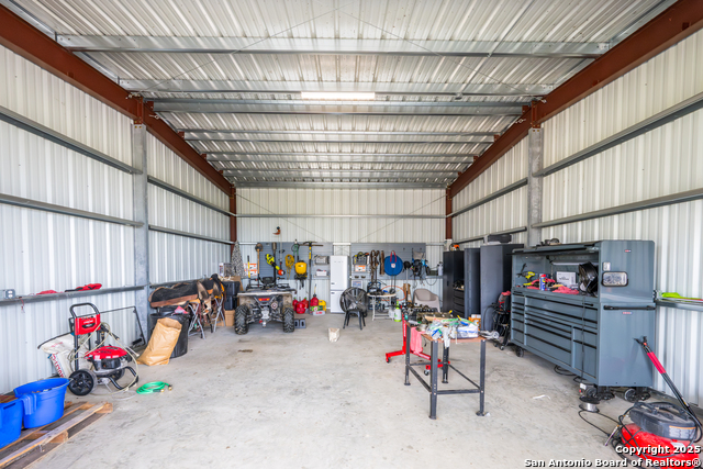 Listing photo id 43 for 1071 Private Road 1090