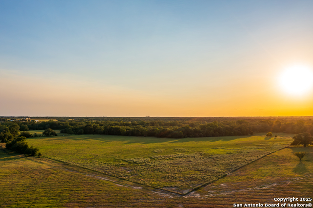 Listing photo id 46 for 1071 Private Road 1090