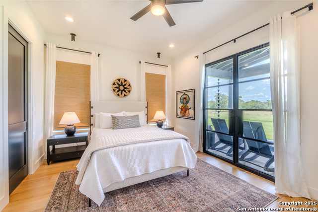 Listing photo id 7 for 1071 Private Road 1090