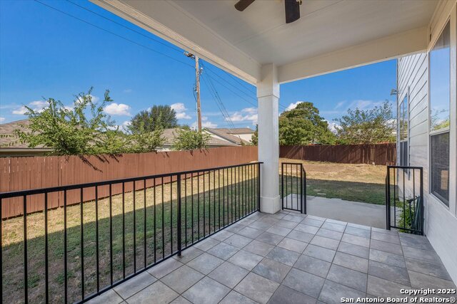 Image 20 of 25 For 173 Springtree Gate