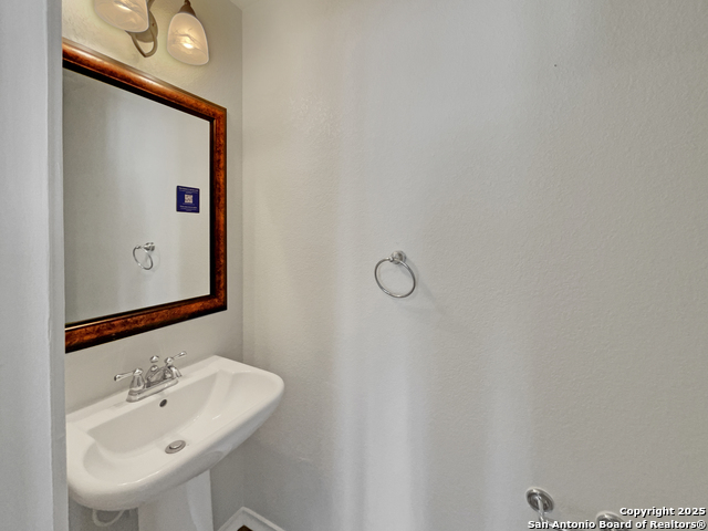 Image 14 of 22 For 11007 Anarbor