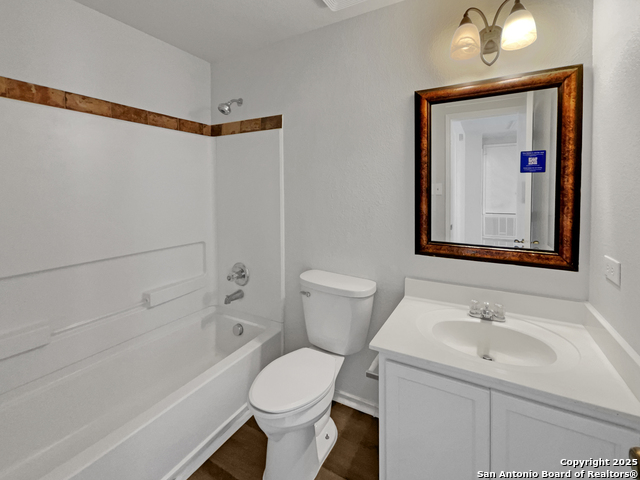 Image 7 of 22 For 11007 Anarbor