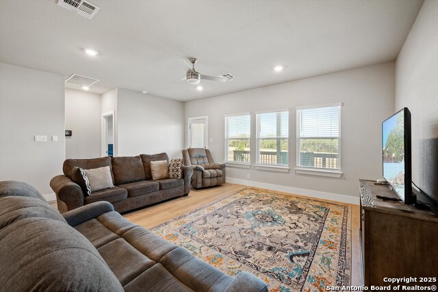 Image 13 of 31 For 21056 Rindle Ln