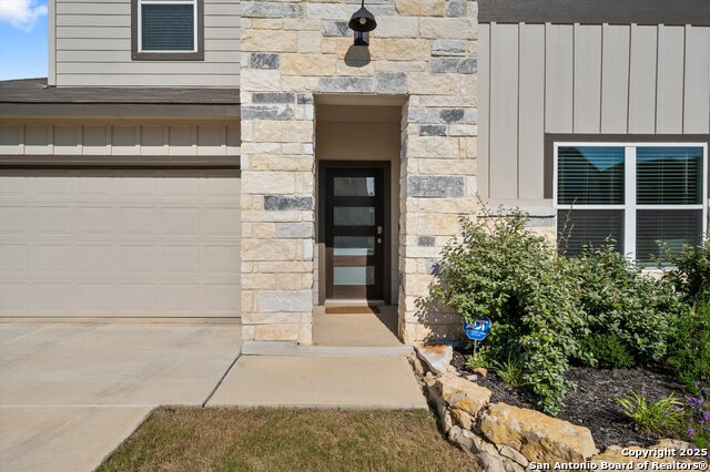 Image 3 of 31 For 21056 Rindle Ln