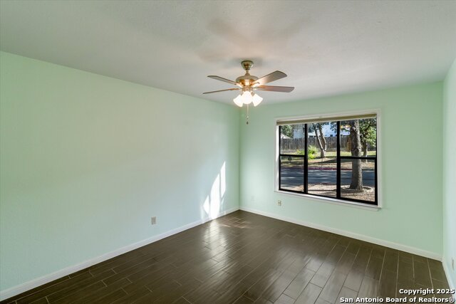 Image 17 of 26 For 8401 Echo Creek