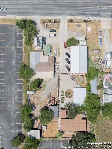 Image 18 of 24 For 6766 Crest-way