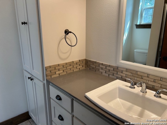 Image 11 of 18 For 17 Ernest